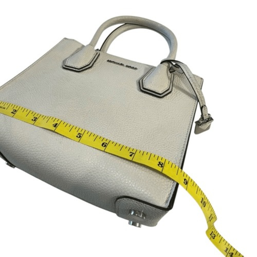 Michael Kors Mercer Medium Pebbled Leather‎ Crossbody Bag in Ivory - Picture 12 of 12